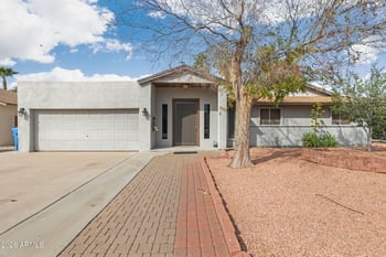 2220 Blanche Dr, Phoenix, AZ 85022