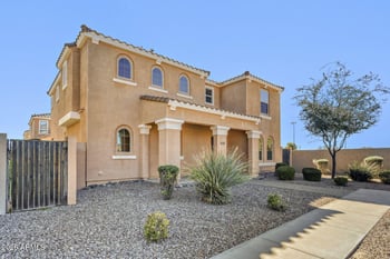 2220 Buckaroo Trl, Gilbert, AZ 85295