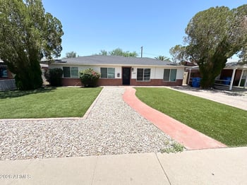 2220 E Heatherbrae Dr, Phoenix, AZ 85016