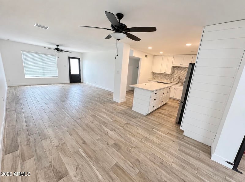 2220 E Heatherbrae Dr, Phoenix, AZ 85016
