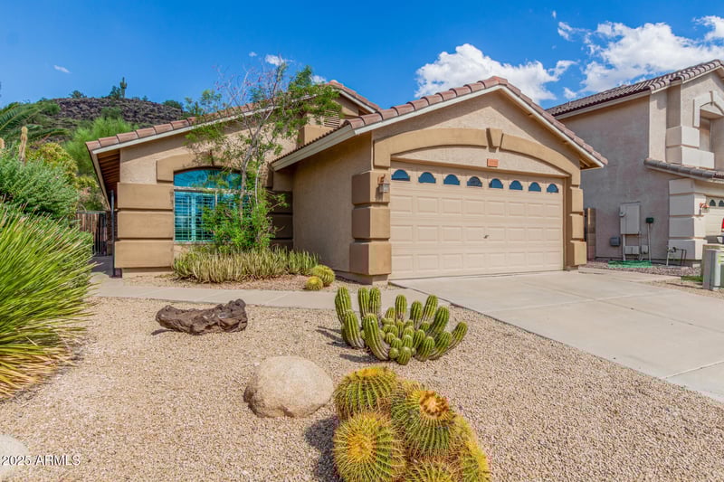 2220 Heston Dr, Phoenix, AZ 85024