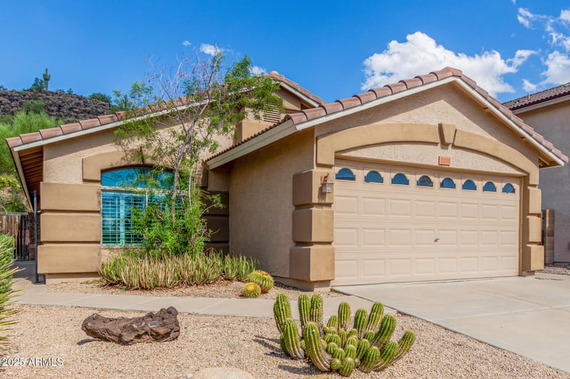 2220 Heston Dr, Phoenix, AZ 85024