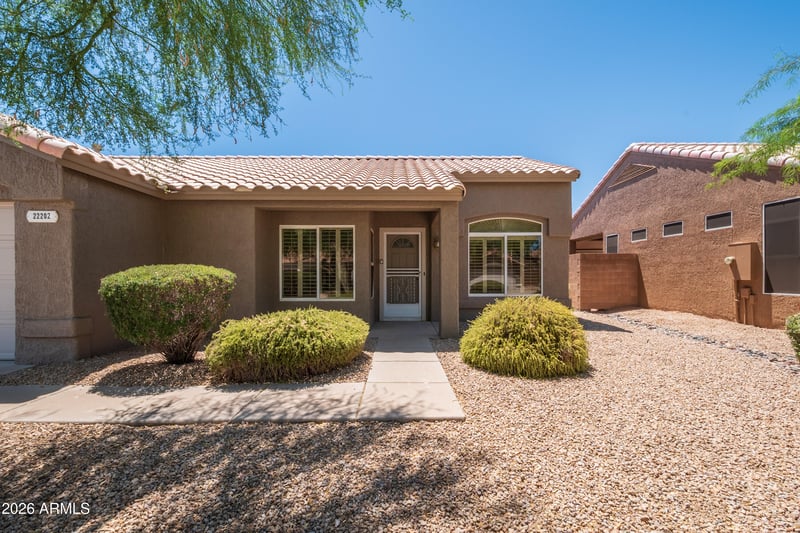 22202 Cochise Ln, Sun City West, AZ 85375