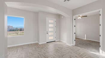 22204 Dale Ln, Wittmann, AZ 85361