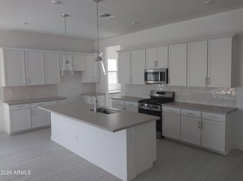 22204 Blackhawk Dr, Surprise, AZ 85387