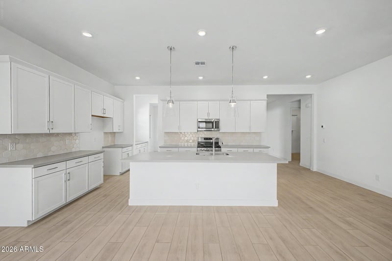 22204 W Blackhawk Dr, Surprise, AZ 85387