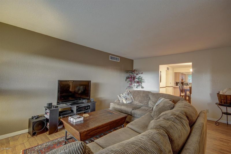2221 E Enrose St, Mesa, AZ 85213