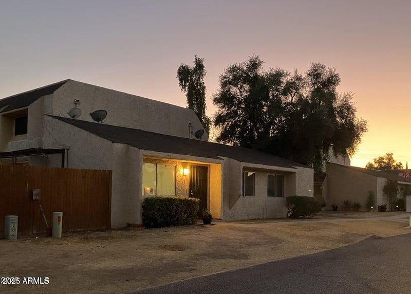 2221 Farmdale Ave #17, Mesa, AZ 85202