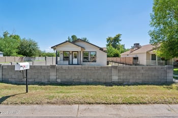 2221 Hayward Ave, Phoenix, AZ 85021