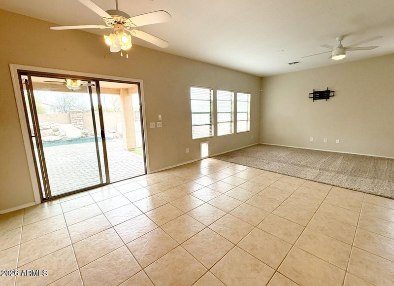 2221 N 94th Ave, Phoenix, AZ 85037