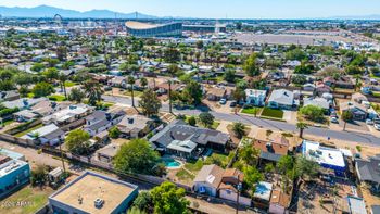 2221 N Laurel Ave, Phoenix, AZ 85007