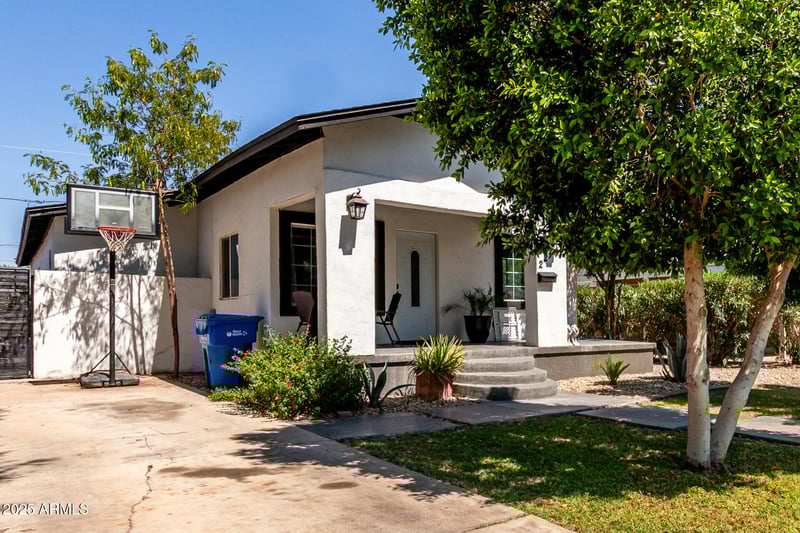 2221 Richland St, Phoenix, AZ 85006