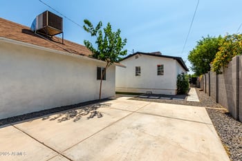 2221 Richland St, Phoenix, AZ 85006