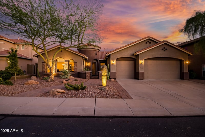 2221 River Rock Trl, Anthem, AZ 85086