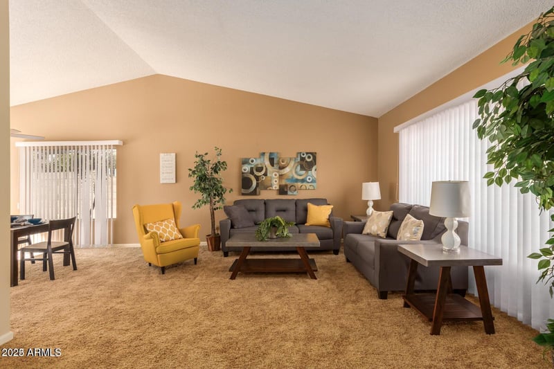 2221 Rockwell Dr, Chandler, AZ 85224