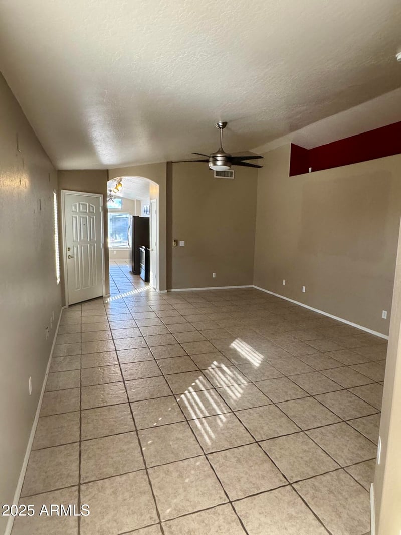 2221 Union Hills Dr #137, Phoenix, AZ 85024