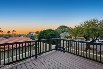 2221 Vista Ave, Phoenix, AZ 85020