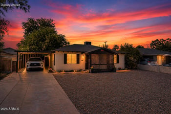 2221 W Clarendon Ave W, Phoenix, AZ 85015
