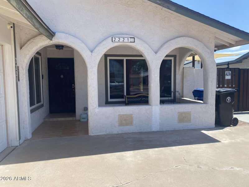 2221 W El Moro Ave, Mesa, AZ 85202