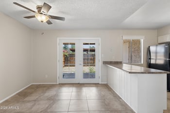 2221 Farmdale Ave #25, Mesa, AZ 85202