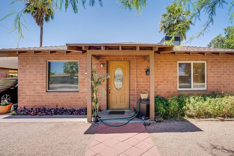 2221 W Whitton Ave, Phoenix, AZ 85015