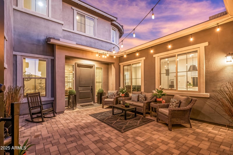 22211 31st St, Phoenix, AZ 85050