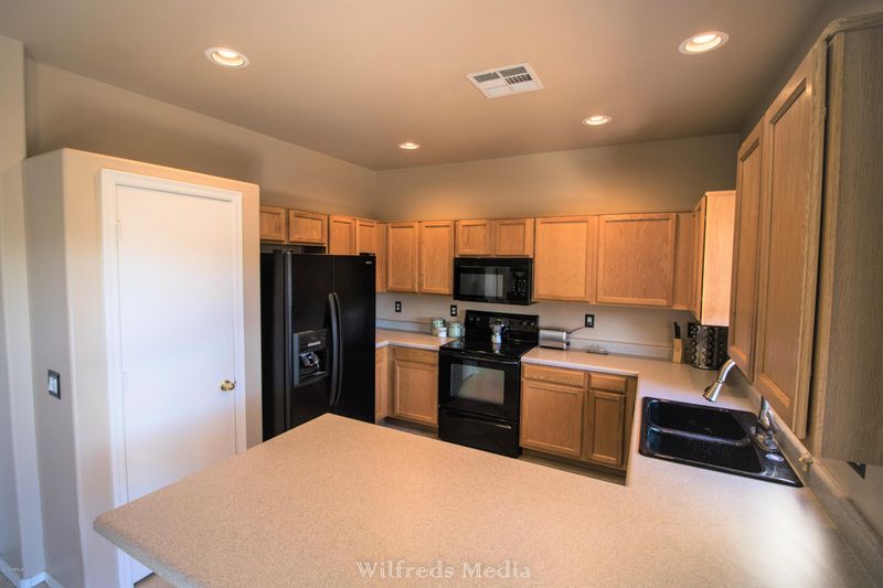 22211 N 29th Dr, Phoenix, AZ 85027