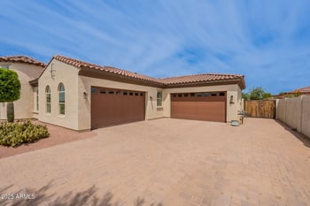 22212 Sentiero Dr, Queen Creek, AZ 85142