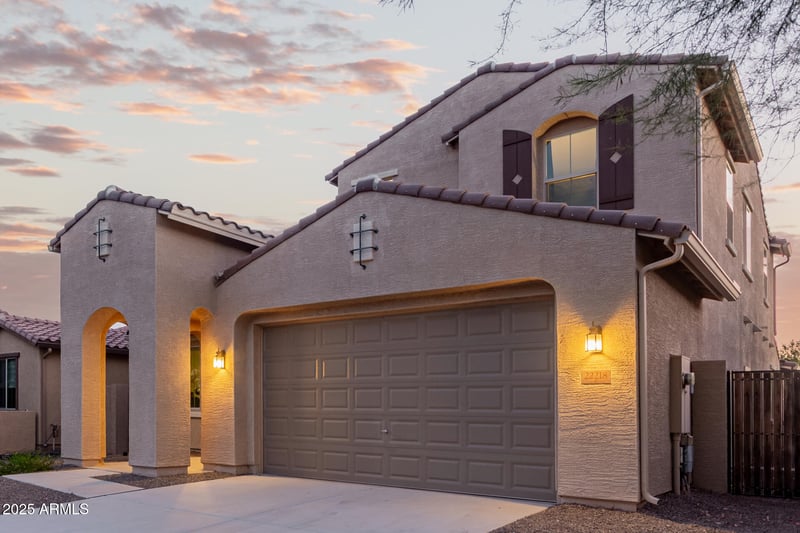22218 182nd Ln, Surprise, AZ 85387
