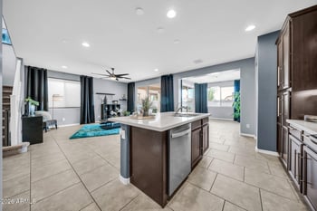 22218 182nd Ln, Surprise, AZ 85387