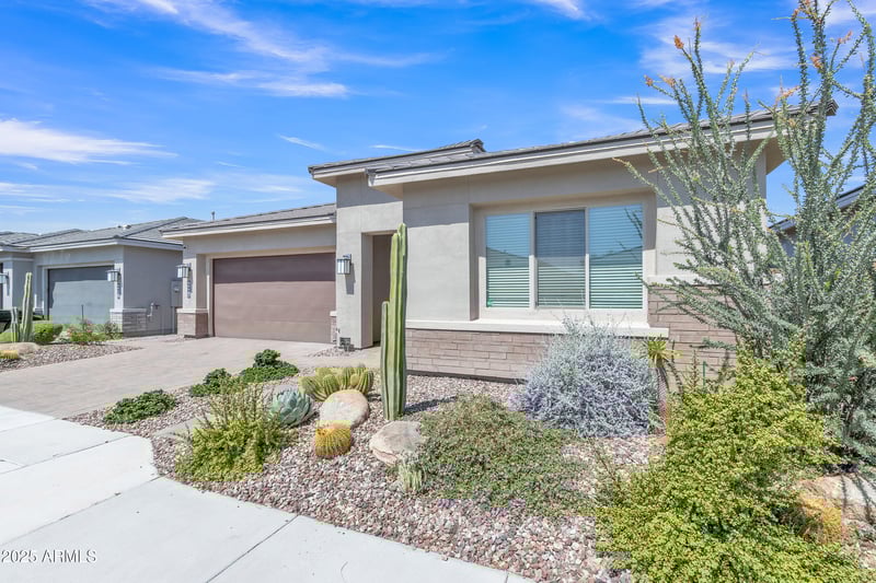 22218 28th St, Phoenix, AZ 85050