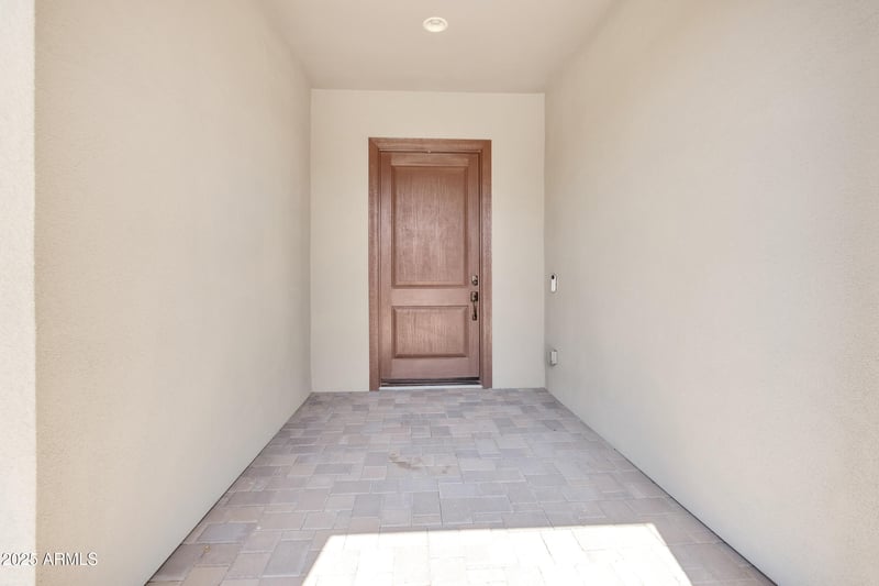 22218 28th St, Phoenix, AZ 85050