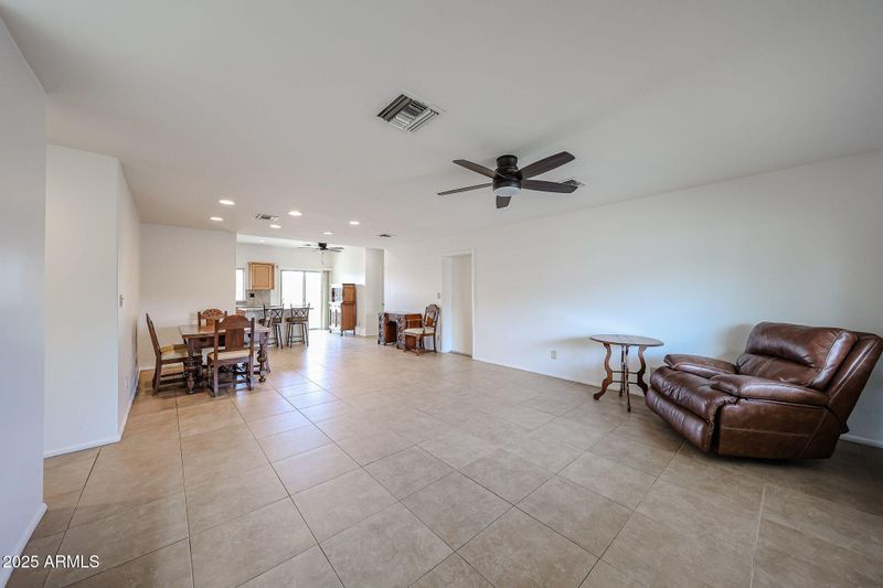 2222 E Gretta Pl, Phoenix, AZ 85022