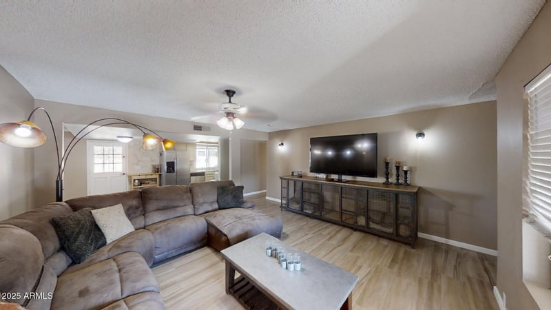 2222 Kristal Way, Phoenix, AZ 85027