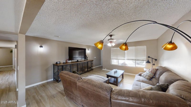 2222 Kristal Way, Phoenix, AZ 85027