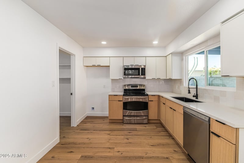 2222 Pampa Ave, Mesa, AZ 85202