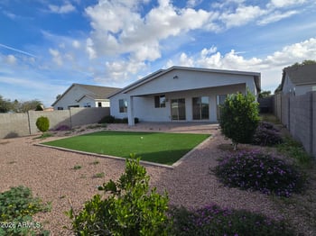 22220 208th St, Queen Creek, AZ 85142