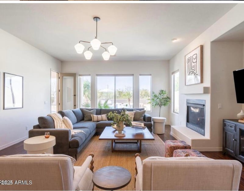 22220 36th St, Phoenix, AZ 85050