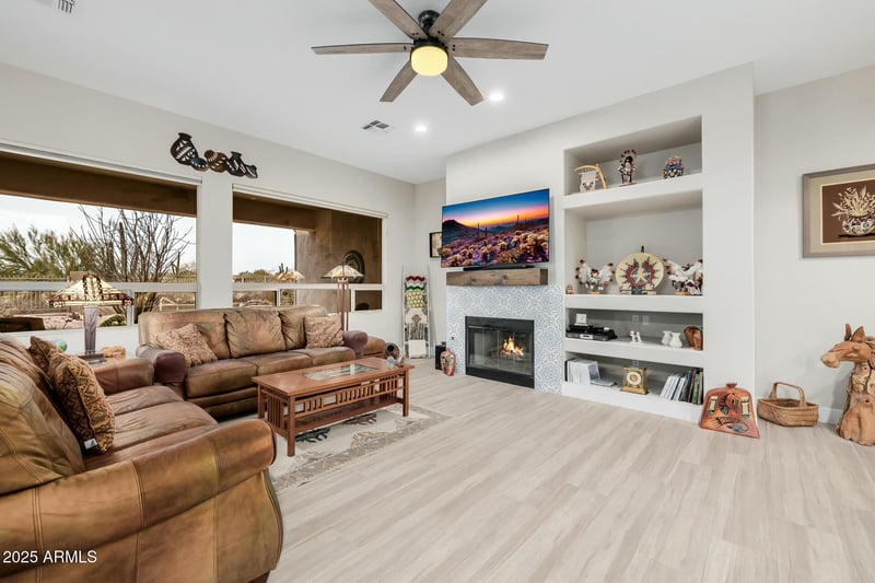 22222 N 54th Way, Phoenix, AZ 85054