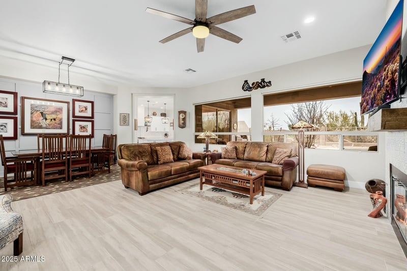 22222 N 54th Way, Phoenix, AZ 85054
