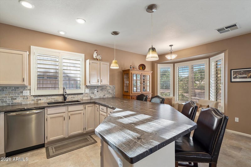 22224 N Cheyenne Dr, Sun City West, AZ 85375