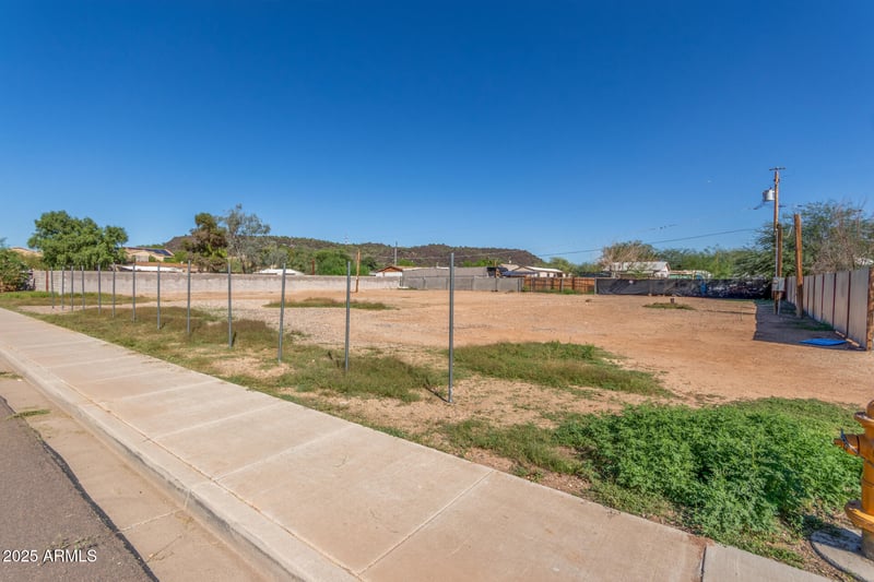 22227 31st Ave #-, Phoenix, AZ 85027