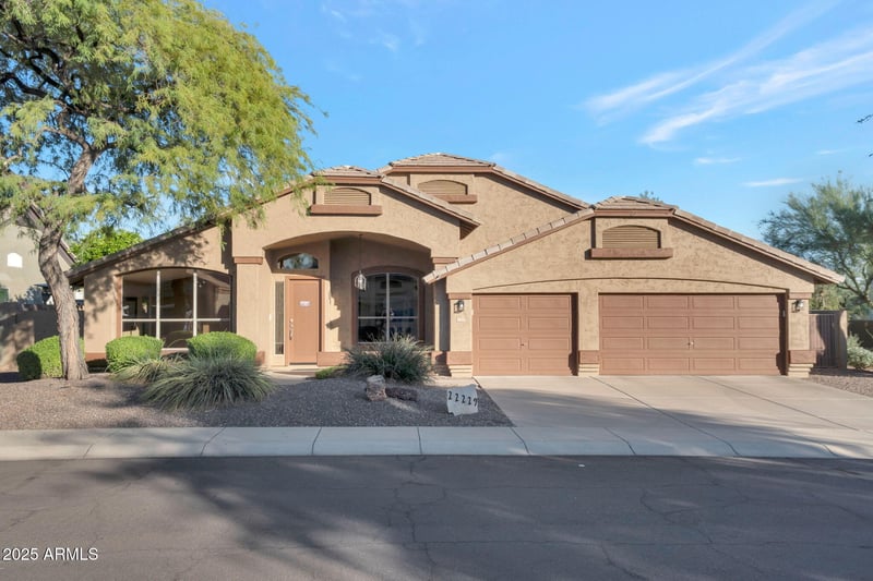 22229 41st St, Phoenix, AZ 85050