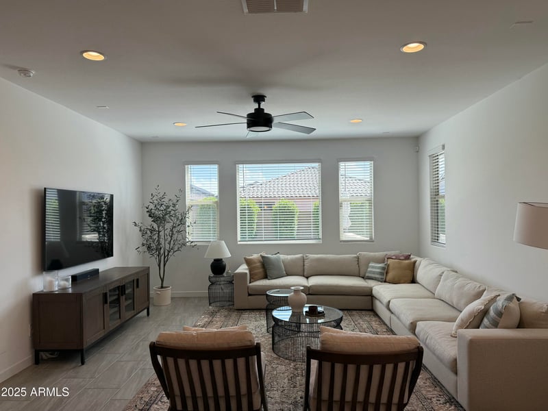 2223 Citadel Dr, Gilbert, AZ 85298