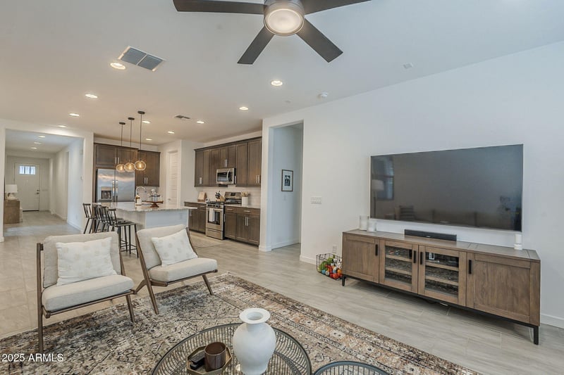 2223 Citadel Dr, Gilbert, AZ 85298