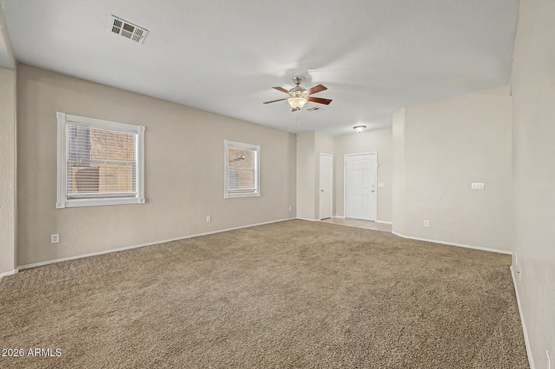 2223 Andalusian Loop, San Tan Valley, AZ 85140