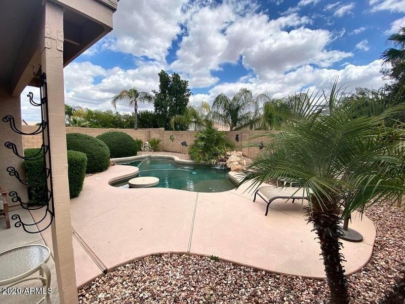 2223 E Ruby Ln, Phoenix, AZ 85024