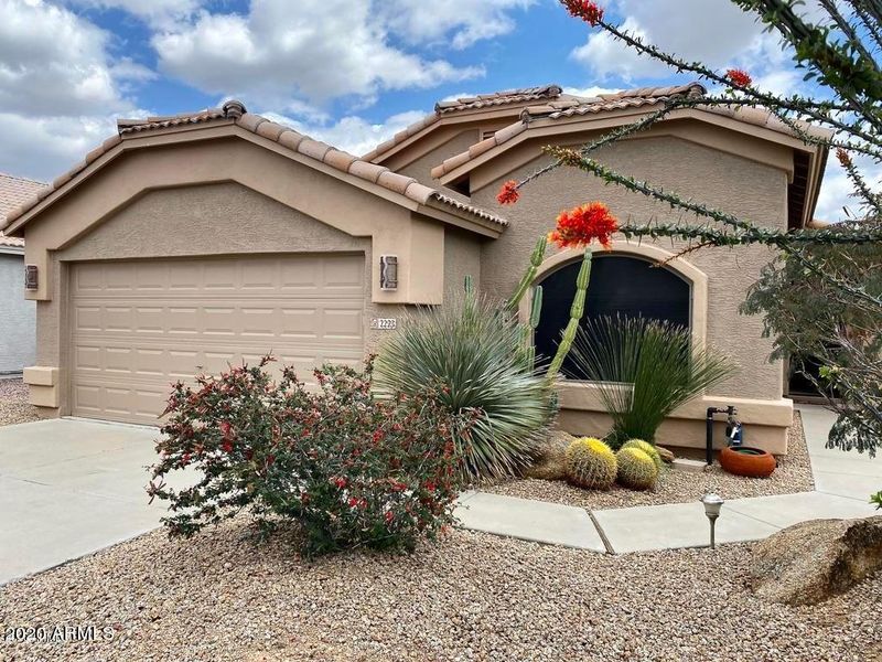 2223 E Ruby Ln, Phoenix, AZ 85024