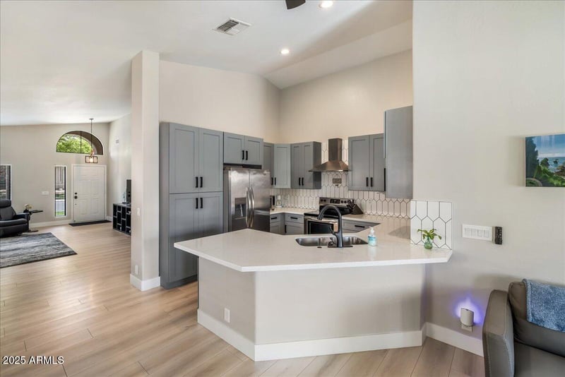 2223 Myrtle Dr, Chandler, AZ 85248