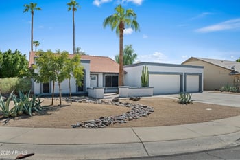 2223 Nopal Cir, Mesa, AZ 85202